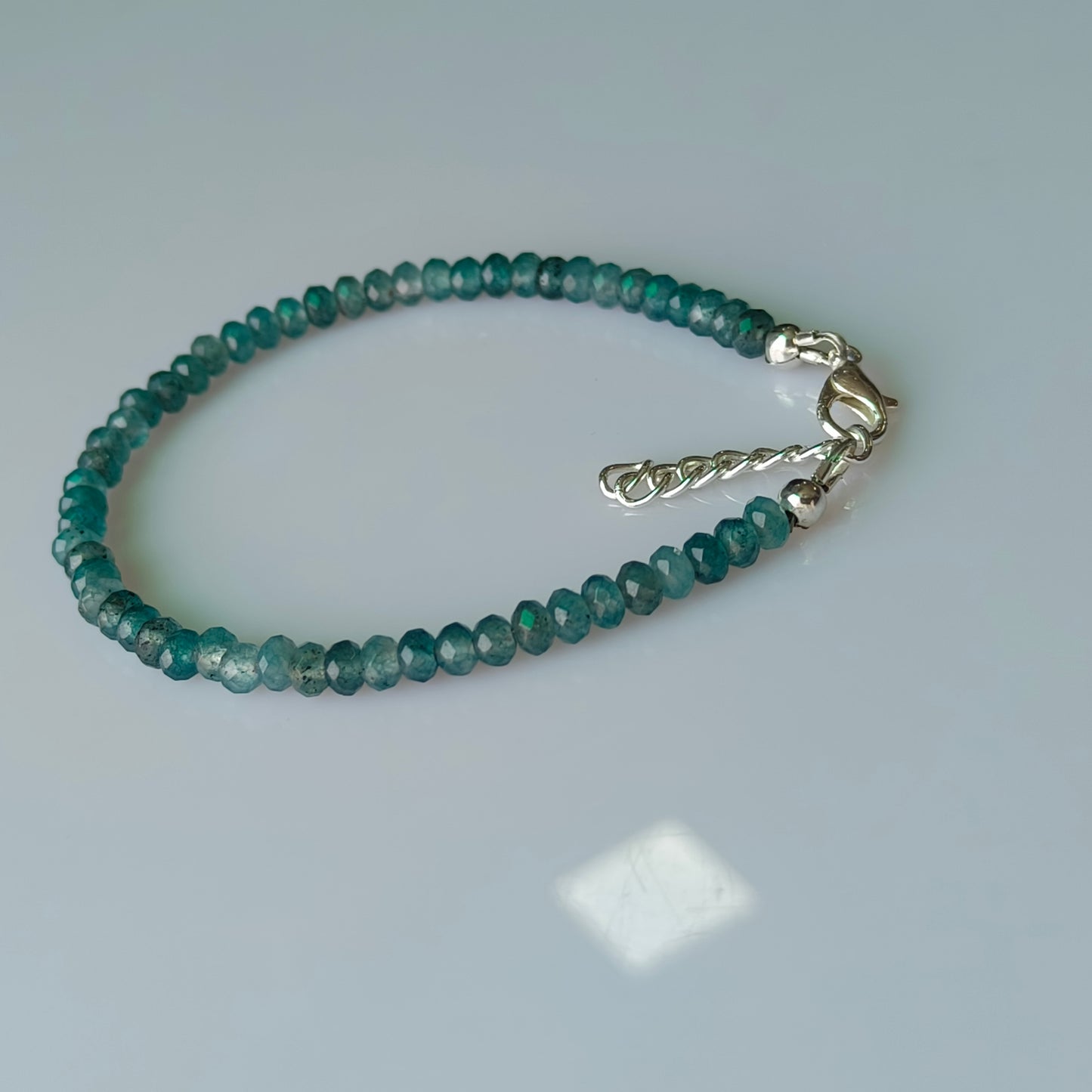 Montana Sapphire Gemstone Faceted Beads Bracelet